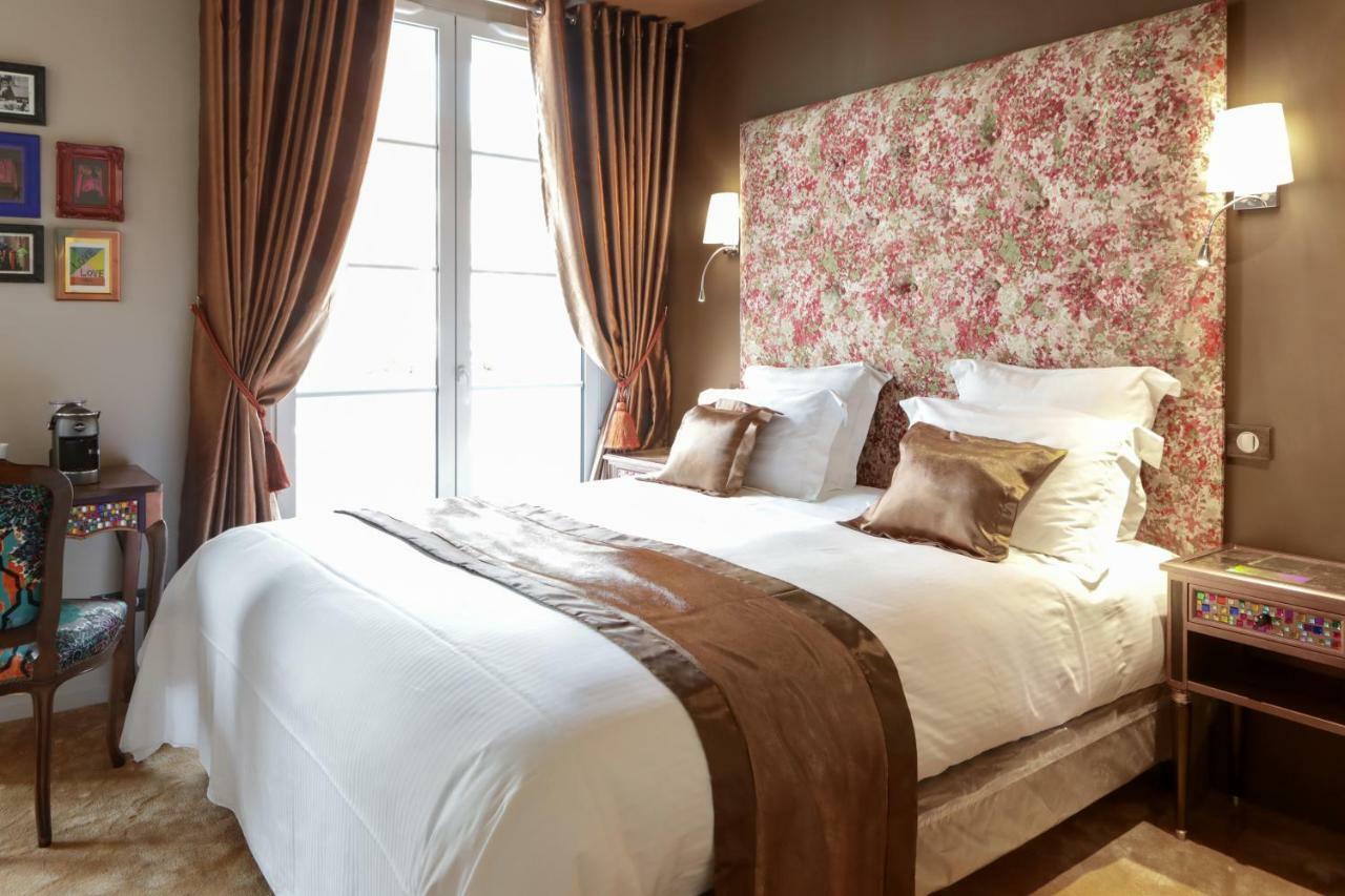 Brit Hotel Privilege Lisieux - La Villa Des Arts Екстериор снимка
