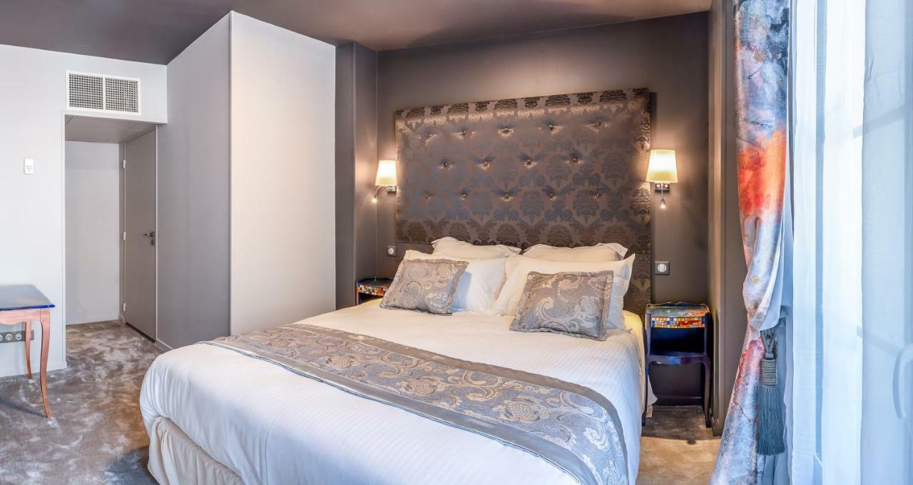Brit Hotel Privilege Lisieux - La Villa Des Arts Екстериор снимка