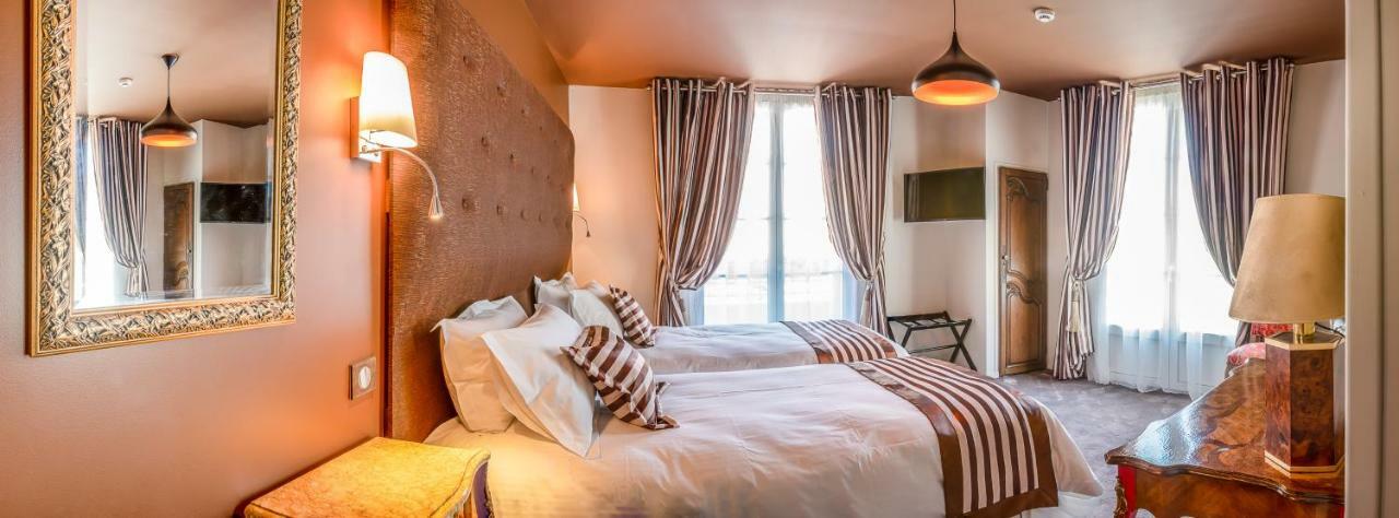 Brit Hotel Privilege Lisieux - La Villa Des Arts Екстериор снимка