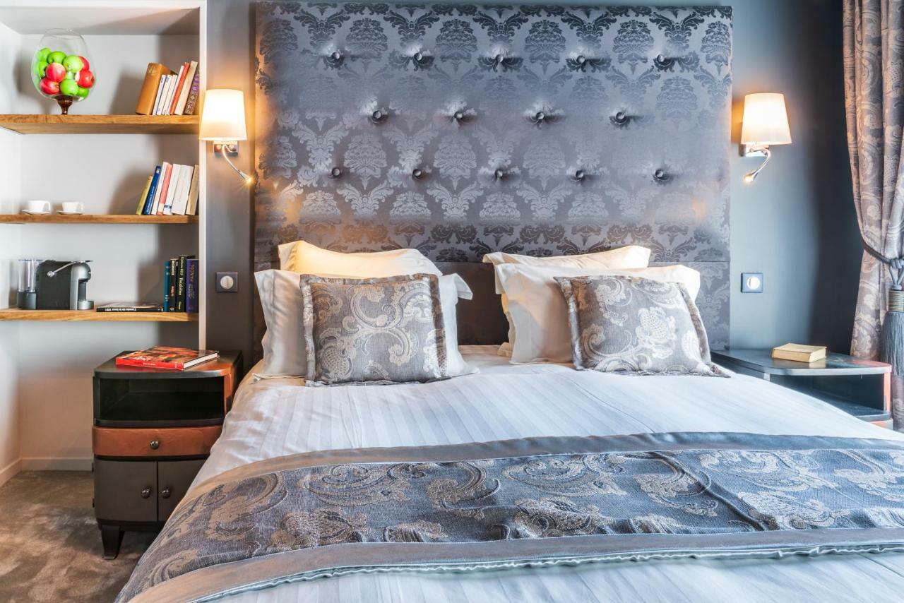 Brit Hotel Privilege Lisieux - La Villa Des Arts Екстериор снимка